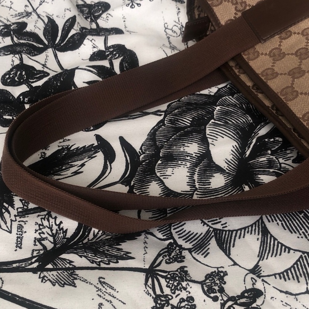 Gucci Monogram Tote - Picture 10 of 12
